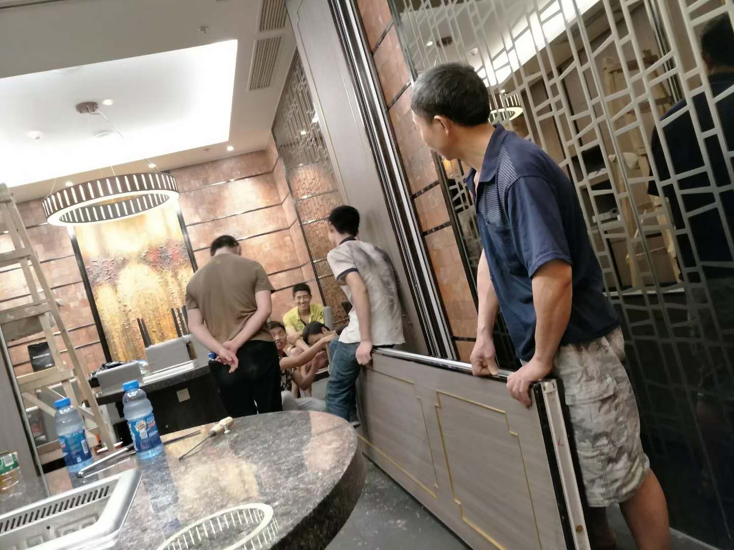 简阳旭海广场海底捞